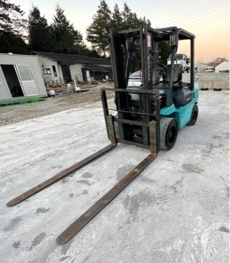 TOYOTA 3ton車 フォークリフト