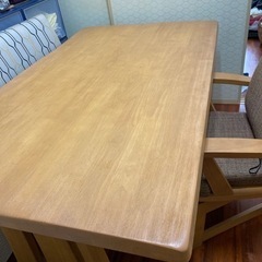 【商談中⭐︎】食卓テーブル　回転椅子2脚セット