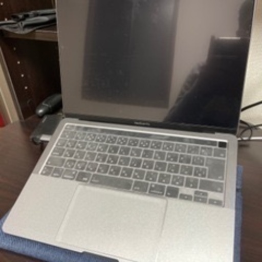 MacBook pro 13インチ　リモートワーク