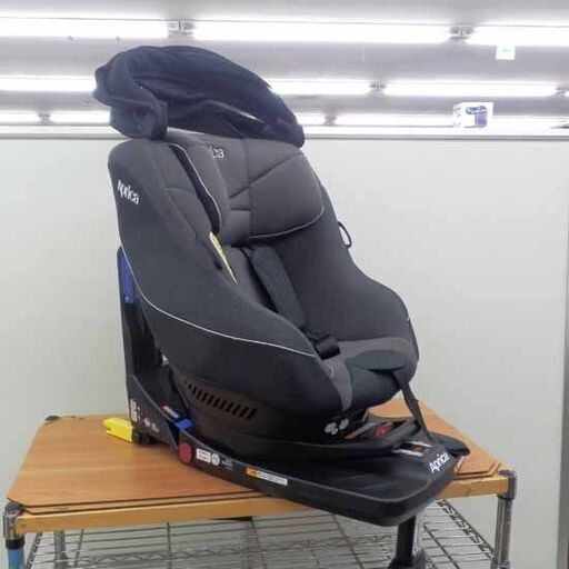 アップリカ チャイルドシート クルリラプレミアム 新生児～4歳頃まで 回転式 プレミアムグレー 札幌市 西野店