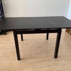 IKEA 伸張式ダイニングテーブル & チェア2脚セット