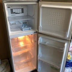 冷蔵庫①   三菱155L   500円