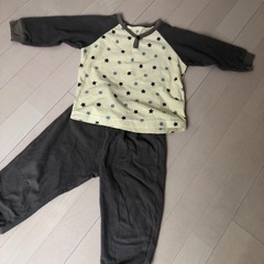 ✨スター　暖かい　ルームウェア　パジャマ　サイズ100