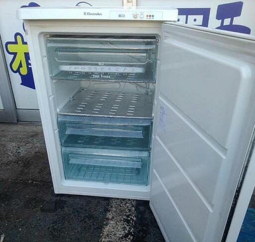 値下げ エレクトロラックス 冷凍ストッカー 冷凍庫 EU6328T 中古