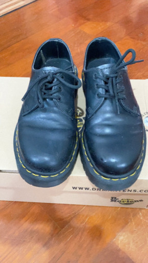 Dr.Martens 厚底3ホール