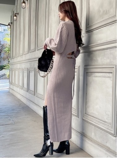 バックオープンスリットニットワンピース Uki てだこ浦西の服 ファッションの中古 古着あげます 譲ります ジモティーで不用品の処分