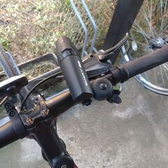 29日まで！クロスバイク/赤/ライト、鍵、ペットボトルホルダー付き