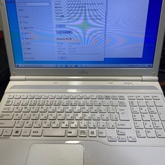 富士通 FMV LIFEBOOK AH42/Kw