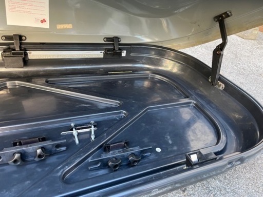 キャリア、ラック 【受付終了】ルーフボックス スーリー（THULE 