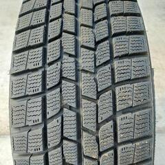 スタッドレス 215/60R16 ヴェゼル