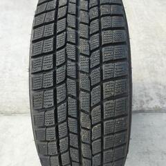 スタッドレス 215/60R16 ヴェゼル