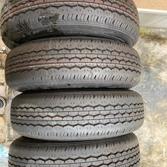 ハイエース　新車外し　純正タイヤホイール