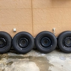 ハイエース　新車外し　純正タイヤホイール