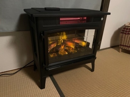 暖炉型ファンヒーター/電気ヒーター