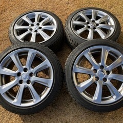 スタッドレスタイヤ　225/45R18  クラウン純正アルミ