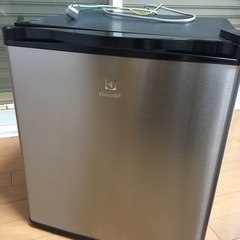 【ネット決済】小型冷蔵庫 エレクトロラックス 45L