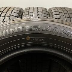走行短め DUNLOP WINTER MAXX WM01 215/65R16 16インチ スタッドレス 4本 2017年製 アルファード ヴェルファイア等　(VTI448) クレジットカード QRコード決済可能
