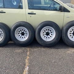 冬タイヤ 225/80R15 6穴