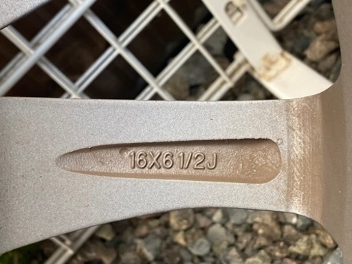 決まりました】寒くなります！スタッドレス215/65-16 ハリアーや