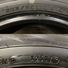 DUNLOP WINTER MAXX WM02 205/55R16 16インチ スタッドレス 4本 2017年製 バリ溝 レガシィB4 リーフ ノア等　(TE670)クレジットカード QRコード決済可能