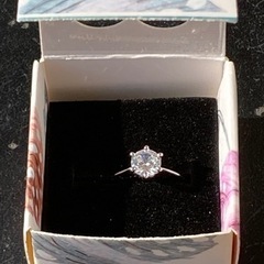 【指輪ネックレス3000円均一】【新品】一粒の美しい人工ダイヤモ...