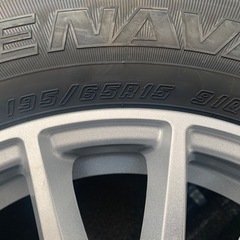 スタッドレスタイヤ　ホイール付　195/65/14