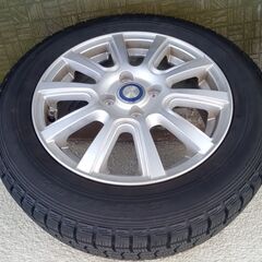 スタッドレスタイヤ、アルミセット175/65R15 4穴