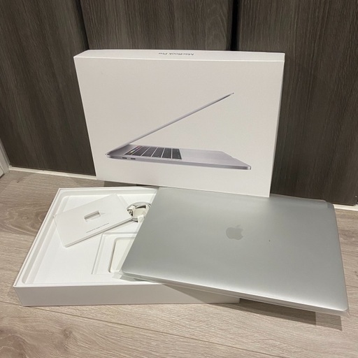 MacBookPro15inch＊Touch Bar搭載＊Corei7
