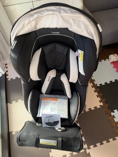 コンビ チャイルドシート、美品
