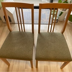 食卓椅子　2脚