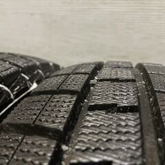 走行短め DUNLOP WINTER MAXX WM01 215/60R16 16インチ スタッドレス 4本 エスティマ オデッセイ ヴェゼル等　(VTP474)クレジットカード QRコード決済可能