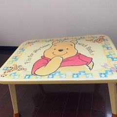 トイザらス　クマのプーさん　お子様テーブル