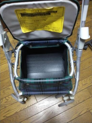 お値下げしました シルバーカー介護用手押し車中古 あっこ 忍ケ丘の家電の中古あげます 譲ります ジモティーで不用品の処分