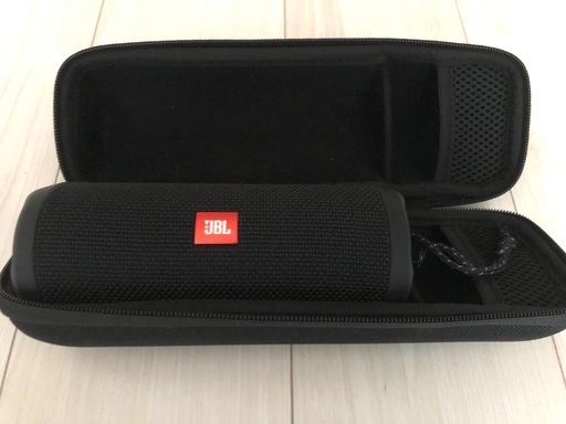 JBL Flip 4 bluetooth 対応 Khanka ケース付き 美品 ほぼ未使用品 ポータブルスピーカー