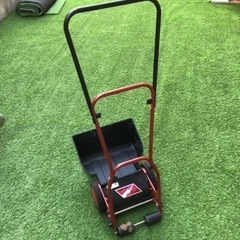 【ネット決済】芝刈り機　ローンパンチ　ローンスパイク