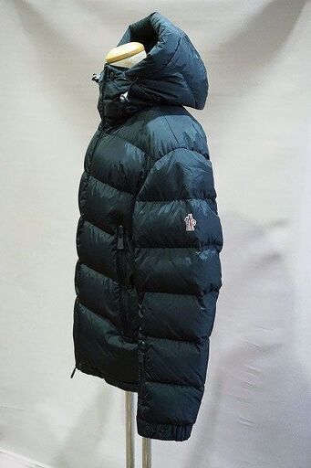 苫小牧バナナ】MONCLER GLENOBLE/モンクレール グルノーブル ISORNO 苫小牧バナナ】MONCLER GLENOBLE/モンクレール グルノーブル ISORNO