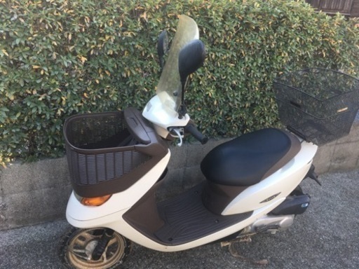 ホンダ　dio cesta 中古バイク（白）