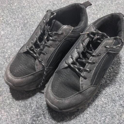 レディーススニーカー 23 5cm あやりん 大竹の家具の中古あげます 譲ります ジモティーで不用品の処分