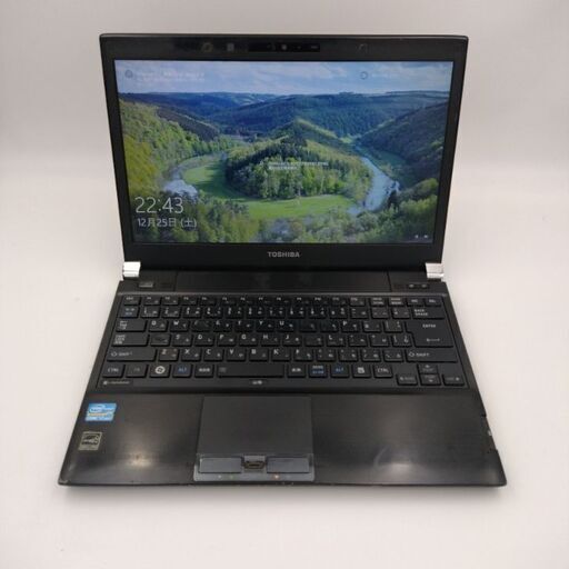 東芝 13.3型　第2世代Core i7搭載　SSD128G メモリ4G WEBカメラ　軽量（1.39Kg）Wifi対応 Windows10搭載　代引き対応