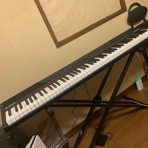 仰天価格新品同様セット☆ 888M Alesis 電子ピアノ 88鍵盤 + スタンド