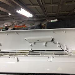 ☆中古 激安！！￥24,500！！IRIS OHYAMA　ルームエアコン　家電　2020年製　IHF-2204G型　幅80cmｘ奥行22cmｘ高さ30cm　【BBL186】 IRIS OHYAMA（アイリスオーヤマ） エアコン 6畳用 節電 電気代 省エネ
