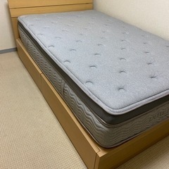 ニトリ　オリジナルベッド　マットレス付　セミダブル