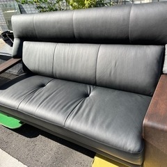 カリモク、Chitano / チターノ　ダンテ　3人掛けソファ　革張り　