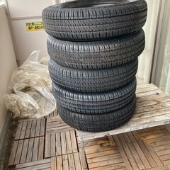 ジムニーシエラ ・ハイエースに　タイヤ5本セット