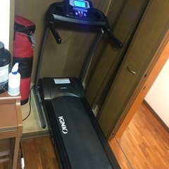 ランニングマシーン、トレッドミル