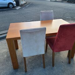 【北欧家具　デンマーク　BoConcept テーブル＆チェア3脚　OCCA　Nicole Chair 中古　引取大歓迎　即決年内引渡可】 