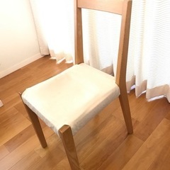 無印良品　天然タモ無垢材ダイニングセット テーブル1台+チェア4脚 無印良品 天然タモ無垢材ダイニングセット テーブル1台+チェア4脚