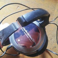 audio-technica ヘッドフォン　ブラック　黒