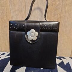 MaryQuant スクエアバッグ