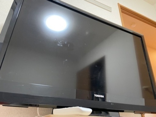 47型　TOSHIBA製テレビ　2011年製